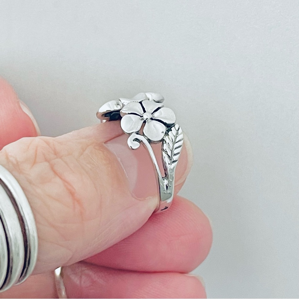 🌺TOP SELLER 🌺Silver 3 Plumeria Flower Ring with Leaves, Hawaii Jewelry Rings - Picture 8 of 16